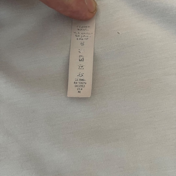 Lululemon Women's Softstreme Perfectly Oversized Cropped Crew Sweatshirt Size 2 - Picture 4 of 9